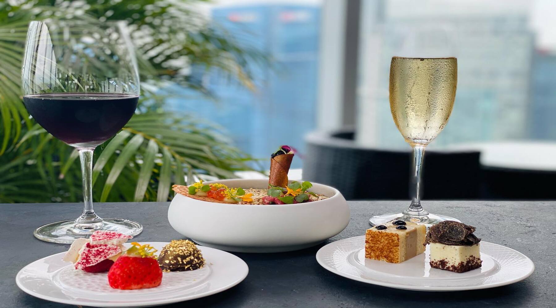 Raffles Place Guide: 10 Chill Eateries and Upscale Restaurants to Dine at